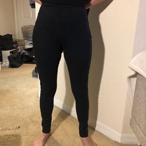 Black leggings with side detail